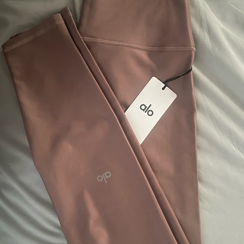 ALO Yoga Leggings in Dusty Rose